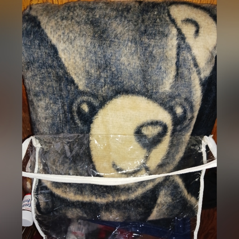 Vintage Biederlack "Teddy Bears With Honeypot" Throw Blanket - Picture 3 of 8